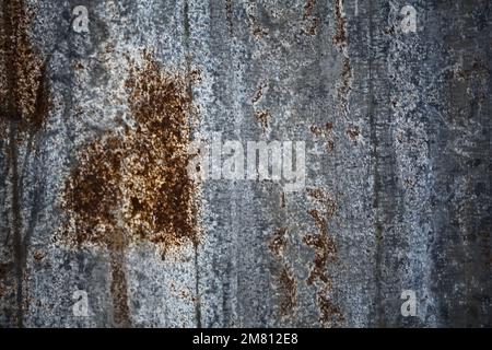 Wellige Platte mit Rost aus nächster Nähe bügeln Stockfoto