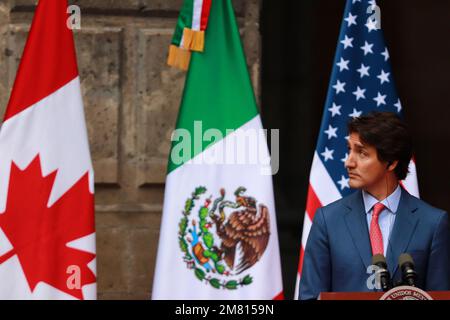 Mexiko-Stadt, Mexiko. 10. Januar 2023. Premierminister von Kanada Justin Trudeau während der Medienrede des nordamerikanischen Gipfels im Nationalpalast. Am 10. Januar 2023 in Mexico City, Mexiko. (Foto: Carlos Santiago/Eyepix Group/Sipa USA) Guthaben: SIPA USA/Alamy Live News Stockfoto