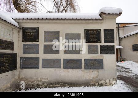 Krakauer Synagoge - Gedenkmauer, Remuh-Synagoge, Krakau, mit Gedenktafeln zum Gedenken an juden, die WW2 im Nazi-Holocaust getötet wurden Stockfoto