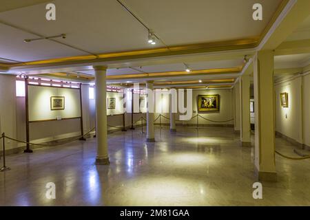 TEHERAN, IRAN - 5. JULI 2019: Innere des Golestan Palace in Teheran, Hauptstadt des Iran. Stockfoto