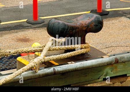 Eine Anlegestelle an einem Pier entlang der Küste von Digby, Nova Scotia. Stockfoto