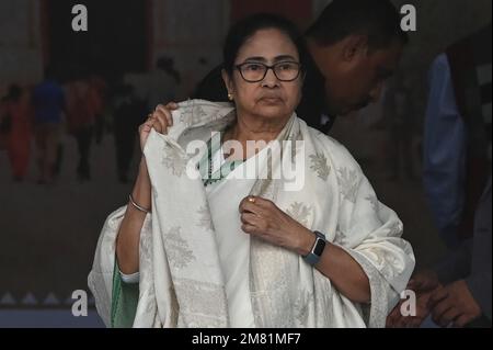 Kalkutta, Indien. 11. Januar 2023. KALKUTTA, INDIEN - JANUAR 11: Westbengalische Chefministerin Mamata Banerjee bei der Eröffnung des Transitortes Ganga Sagar Mela Outram Ghat am 11. Januar 2023 in Kalkutta, Indien. Sie versicherte den Pilgern, dass ihre Regierung Vorkehrungen getroffen hat, damit sie während des jährlichen Festivals keinen Problemen gegenüberstehen. (Foto: Samir Jana/Hindustan Times/Sipa USA) Guthaben: SIPA USA/Alamy Live News Stockfoto