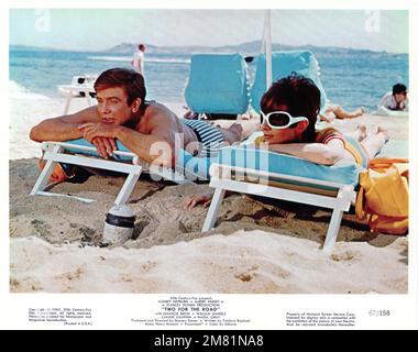 ALBERT FINNEY und AUDREY HEPBURN in ZWEI FÜR DEN ROAD 1967 Regisseur / Produzent STANLEY DONEN Autor Frederic Raphael Musik Henry Mancini Stanley Donen Films / Twentieth Century Fox Stockfoto