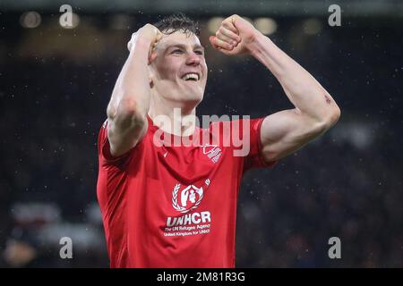 Nottingham, Großbritannien. 11. Januar 2023. Ryan Yates #22 im Nottingham Forest feiert den Sieg nach dem Elfmeterschießen nach dem Carabao Cup Quarter Final Match Nottingham Forest vs Wolverhampton Wanderers at City Ground, Nottingham, Großbritannien, 11. Januar 2023 (Foto von Gareth Evans/News Images) in Nottingham, Großbritannien, am 1./11. Januar 2023. (Foto: Gareth Evans/News Images/Sipa USA) Guthaben: SIPA USA/Alamy Live News Stockfoto