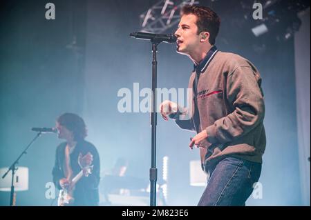 Manchester, Großbritannien. 11. Januar 2023. Dylan Minnette, Braeden Lemasters und Cole Preston von der Band Wallows treten in der Manchester Academy auf. 2023-01-11. Kredit: Gary Mather/Alamy Live News Stockfoto