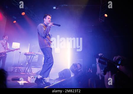 Manchester, Großbritannien. 11. Januar 2023. Dylan Minnette, Braeden Lemasters und Cole Preston von der Band Wallows treten in der Manchester Academy auf. 2023-01-11. Kredit: Gary Mather/Alamy Live News Stockfoto