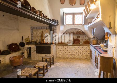 Historische Küche im Weingut Bodega Ribas, Connell, Mallorca, Spanien Stockfoto