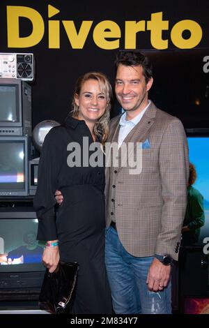 Paris, Frankreich, 11. Januar 2023, Exklusiv. Elodie Gossuin und ihr Mann Bertrand Lacherie nehmen am 11. Januar 2023 an der Diverto-Startparty im Trianon in Paris Teil. Foto: Aurore Marechal/ABACAPRESS.COM Stockfoto