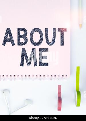 Textbeschriftung mit „über mich“. Word for My Personal Characteristics Informationen „Gefällt mir“ und „Abneigung“ Stockfoto