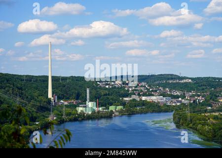 Blick auf den Harkortsee und Herdecke vom Harkort Tower. Landschaft im Ruhrgebiet. Stockfoto