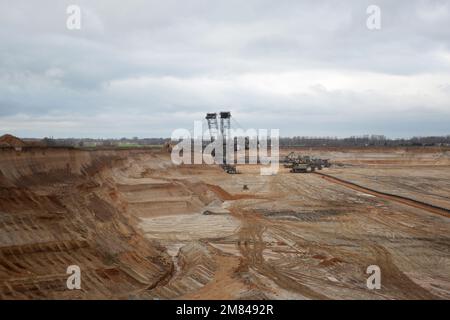 Bergbauausrüstung in einem Braunkohlebergwerk bei Garzweiler Stockfoto