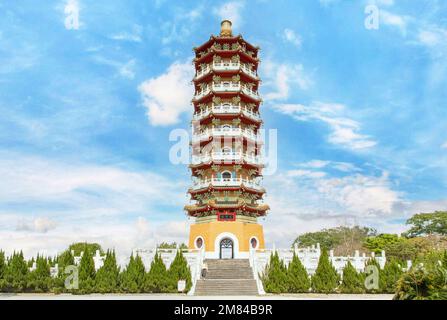 Das CI en Pagoda befindet sich am Ufer des Sonne-Mond-Sees und wurde zum Gedenken an Chiang Kai-sheks Mutter erbaut und ist ein wichtiges Wahrzeichen in Taiwan Stockfoto