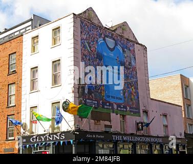 Hoch die Dubs, fünf in Folge, Poster auf Gynns, Wellington Bar, 100 Dorset Street Upper, Dublin 1, D01 V6X5 Stockfoto