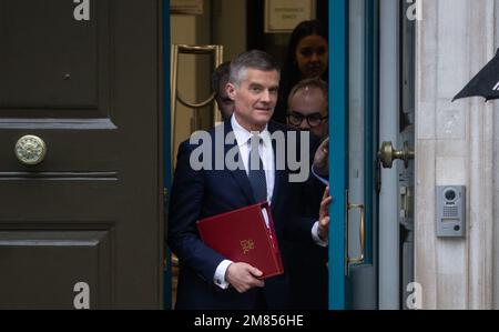 London, England, Großbritannien. 12. Januar 2023. Minister für Verkehr, MARK HARPER, wird beim Verlassen des Kabinetts gesehen. (Kreditbild: © Tayfun Salci/ZUMA Press Wire) NUR REDAKTIONELLE VERWENDUNG! Nicht für den kommerziellen GEBRAUCH! Stockfoto