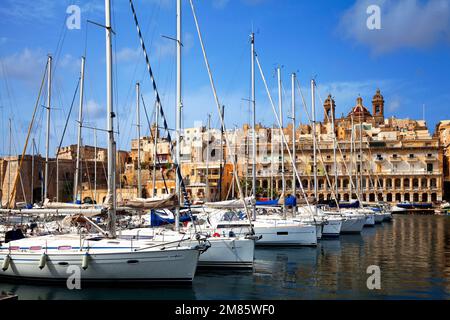 Blick über den Grand Harbor Vittoriosa Marina, Malta, Europa Stockfoto