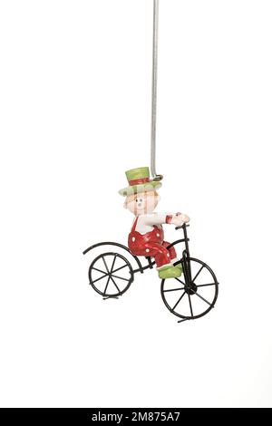 Schnürzeug zum Aufhängen mit verschiedenen Figuren. Geschenk zu Weihnachten, Ostern, Valentinstag, Feiertag, Winter, Sommer, Frühling, Geburtstag Stockfoto