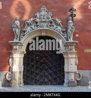 Stockholm Stadt in Schweden. Alte Ziertür in gamla Stan Stockfoto