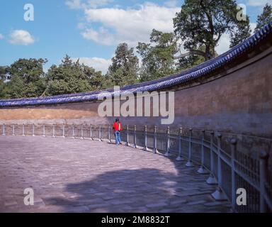 Die Echo-Mauer im kaiserlichen Gewölbe des Himmels, Tempel des Himmels, Dongcheng, Peking, Peking und Nordosten, Die Volksrepublik China Stockfoto