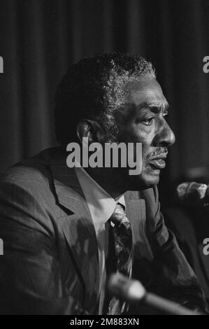 USA Congressional Black Caucus Representative Ralph Metcalfe, Head and Shoulders Portrait, Warren K. Leffler, US News & World Report Magazine Collection, 24. Mai 1971 Stockfoto