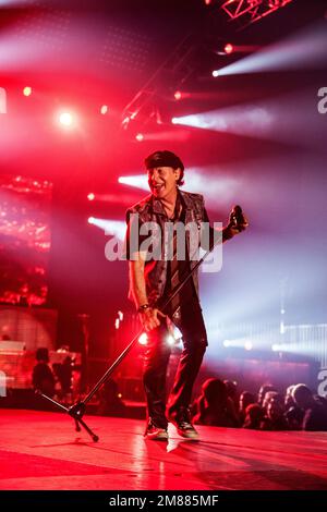 Klaus Meine, Sänger und Gründer der deutschen Rockband-Skorpione, lebt auf der Bühne. Lissabon, 2011 Stockfoto