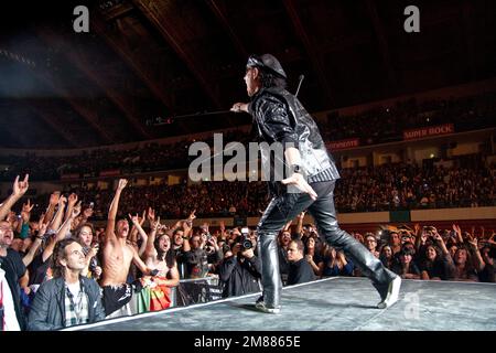 Klaus Meine, Sänger und Gründer der deutschen Rockband-Skorpione, lebt auf der Bühne. Lissabon, 2011 Stockfoto