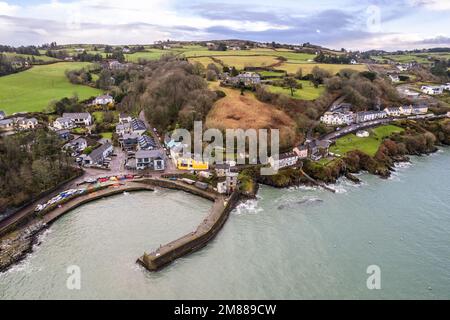 Küstendorf Glandore, West Cork, Irland. Stockfoto