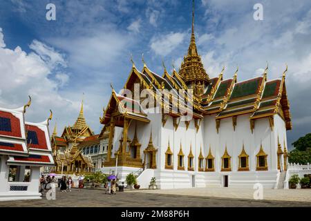 Phra Maha Prasat, alter königlicher Palast, Wat Phra Kaeo Tempel, Tempel des Smaragd-Buddha, Bangkok, Thailand, Asien Stockfoto