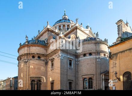 Basilica di Santa Maria della Steccata (Heiligtum Santa Maria della Steccata), eine Renaissancekirche im griechischen Kreuz-Design aus dem 17. Jahrhundert in Parma, Italien Stockfoto