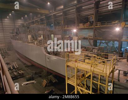 Hafenansicht des Baufortschritts an Bord des Abwehrschiffs DEVASTATOR (MCM-6). Basis: Sturgeon Bay Bundesstaat: Wisconsin (WI) Land: Vereinigte Staaten von Amerika (USA) Stockfoto