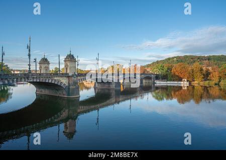 Legionsbrücke an der Moldau - Prag, Tschechische Republik Stockfoto