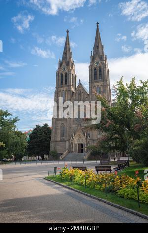 Kirche St. Ludmila am Namesti Miru Platz - Prag, Tschechische Republik Stockfoto