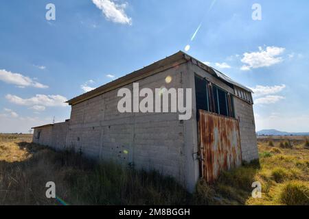 12. Januar 2023 in Almoloya de Juárez, Mexiko : Aspekte des Hauses, das Joaquín Guzmán Loera "El Chapo" vor fast 8 Jahren benutzte, um durch einen Tunnel zu fliehen, der mit dem Bundeszentrum für soziale Umgestaltung Nr. 1 "El Altiplano" verbunden war. Am 12. Januar 2023 in Almoloya de Juárez, Mexiko. (Foto: Arturo Hernández/Eyepix Group/Sipa USA) Guthaben: SIPA USA/Alamy Live News Stockfoto