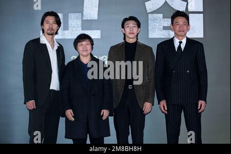 Seoul, Südkorea. 13. Januar 2023. (L bis R) Südkoreanischer Schauspieler Hyun bin, Regisseur Yim soon-Rye, Schauspieler Kang Ki-Young und Hwang Jung-min, Pressekonferenz für die Film-"Bargaining"-Vorführung in Seoul, Südkorea am 13. Januar 2023. Die Veröffentlichung ist für den 18. Januar 2023 geplant (Foto: Lee Young-ho/Sipa USA). Kredit: SIPA USA/Alamy Live News Stockfoto