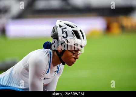 Kare Adenegan zu Beginn des Rollstuhl-Rennens T34 400m bei der Para Athletics World Championships 2017 in London, Großbritannien. Weibliche Rollstuhlsportlerin Stockfoto