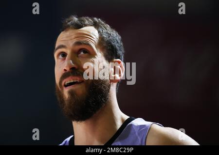 Belgrad, Serbien, 10. Januar 2023. Sergio Rodriguez von Real Madrid reagiert während des EuroLeague-Spiels der Turkish Airlines 2022/2023 zwischen Crvena Zvezda mts Belgrad gegen Real Madrid in der Aleksandar Nikolic Hall in Belgrad, Serbien. 10. Januar 2023. Kredit: Nikola Krstic/Alamy Stockfoto