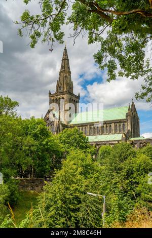 St. Mungos Kathedrale Glasgow, Schottland aus der östlichen Nekropole. Stockfoto