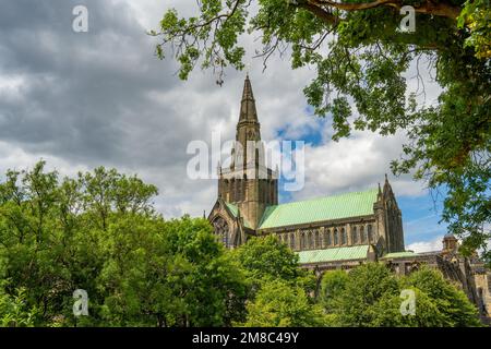 St. Mungos Kathedrale Glasgow, Schottland aus der östlichen Nekropole. Stockfoto