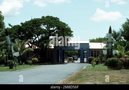 Blick auf das Vordertor der Royal Australian Air Force (RAAF) Air Command Base. Basis: RAAF Darwin Staat: Northern Territory Country: Australien (AUS) Stockfoto