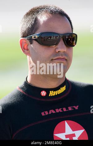 Kansas City, KS, USA. 28. September 2007. 28. September 2007 - Kansas City, KS, USA: Juan Pablo Montoya während der Qualifikation für die NNCS LifeLock 400 auf dem Kansas Speedway in Kansas City, Kansas (Kreditbild: © Walter G. Arce Sr./ZUMA Press Wire) NUR REDAKTIONELLE VERWENDUNG! Nicht für den kommerziellen GEBRAUCH! Stockfoto