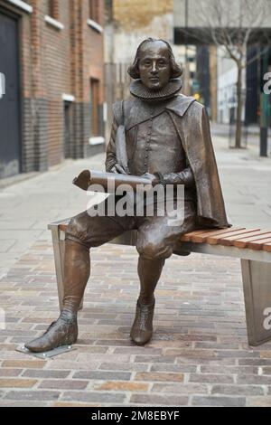 Shakespeare Statue New Inn Yard, Stockfoto