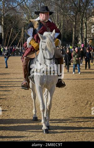 Charles I. Royalist Nachstellung entlang der Mall London Stockfoto