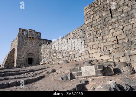 Qasr Azraq Blaue Festung Wüstenschloss Außenwand in Jordanien Stockfoto