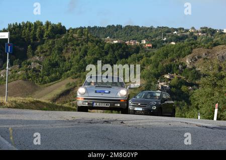 san marino, san marino - sett. 16 : porsche 911 1976 in coppa nuvolari alter Rennwagen Stockfoto