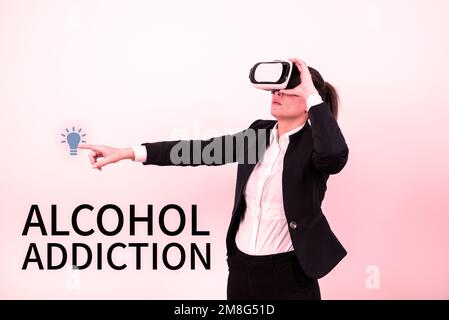 Handschriftlicher Text Alkoholsucht, begriffliches Foto gekennzeichnet durch häufigen und übermäßigen Konsum alkoholischer Getränke Stockfoto