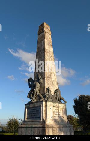 SAN GIMIGNANO, ITALIEN, AM 27. AUGUST 2014. Wahrzeichen, Monument Ai Caduti. "Zu Ehren der Gefallenen des Großen Krieges." Editorial use. Stockfoto