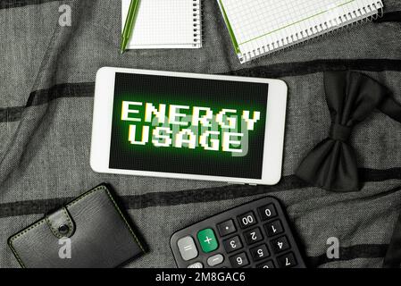 Konzeptionelle Überschrift Energieverbrauch, ein Wort über die Menge an Energie, die in einem Prozess oder System verbraucht oder verbraucht wird Stockfoto