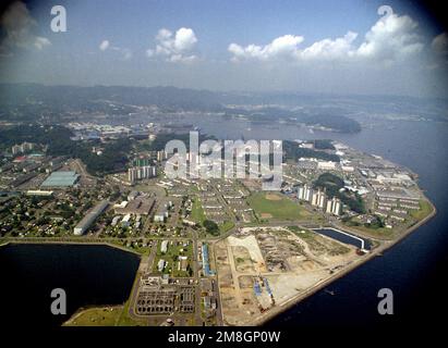 Eine Luftaufnahme der Station. Basis: Marinestützpunkt, Yokosuka Land: Japan (JPN) Stockfoto