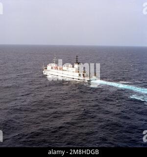 Hafenviertelansicht des Vermessungsschiffs USNS-GEWÄSSER (T-AGS-45). Land: Golf Von Mexiko Stockfoto