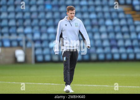 High Wycombe, Großbritannien. 14. Januar 2023. George Byers #14 von Sheffield Wednesday kommt vor dem Sky Bet League 1-Spiel Wycombe Wanderers vs Sheffield Wednesday im Adams Park, High Wycombe, Großbritannien, 14. Januar 2023 (Foto von Gareth Evans/News Images) in High Wycombe, Großbritannien, am 1./14. Januar 2023. (Foto: Gareth Evans/News Images/Sipa USA) Guthaben: SIPA USA/Alamy Live News Stockfoto