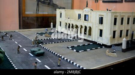 Kairo, Ägypten, Januar 7 2023: Ein Maquettenmodell der Polizeistation der Stadt Ismailia in der Zitadelle von Kairo zum Gedenken an den Tag der ägyptischen Nationalpolizei und an ma Stockfoto